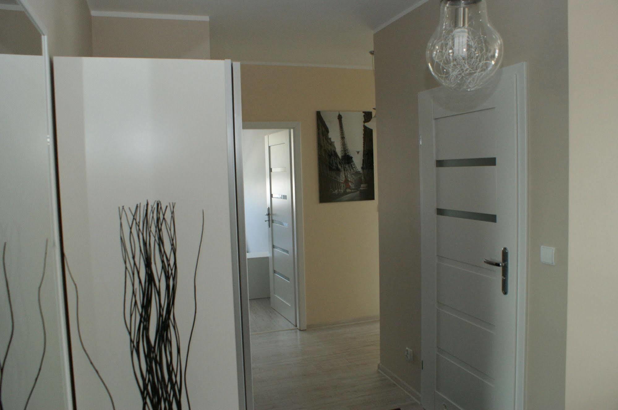 Irs Royal Apartments Apartamenty Irs Aviator グダニスク エクステリア 写真